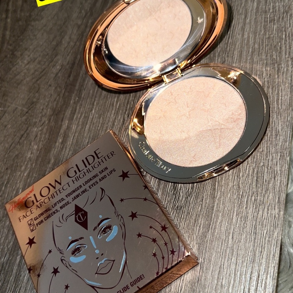 Charlotte Tilbury Gold Highlighter Radiant Glow